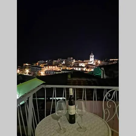 Apartment Il Balcone Su Montecristo, Bike Friendly - Goelba *